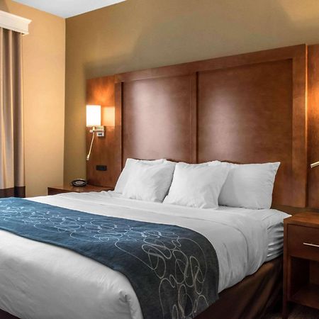 คอมฟอร์ต สวีท สแครนตัน เนียร์ มอนเทจ เมาน์เท็น Hotel ภายนอก รูปภาพ