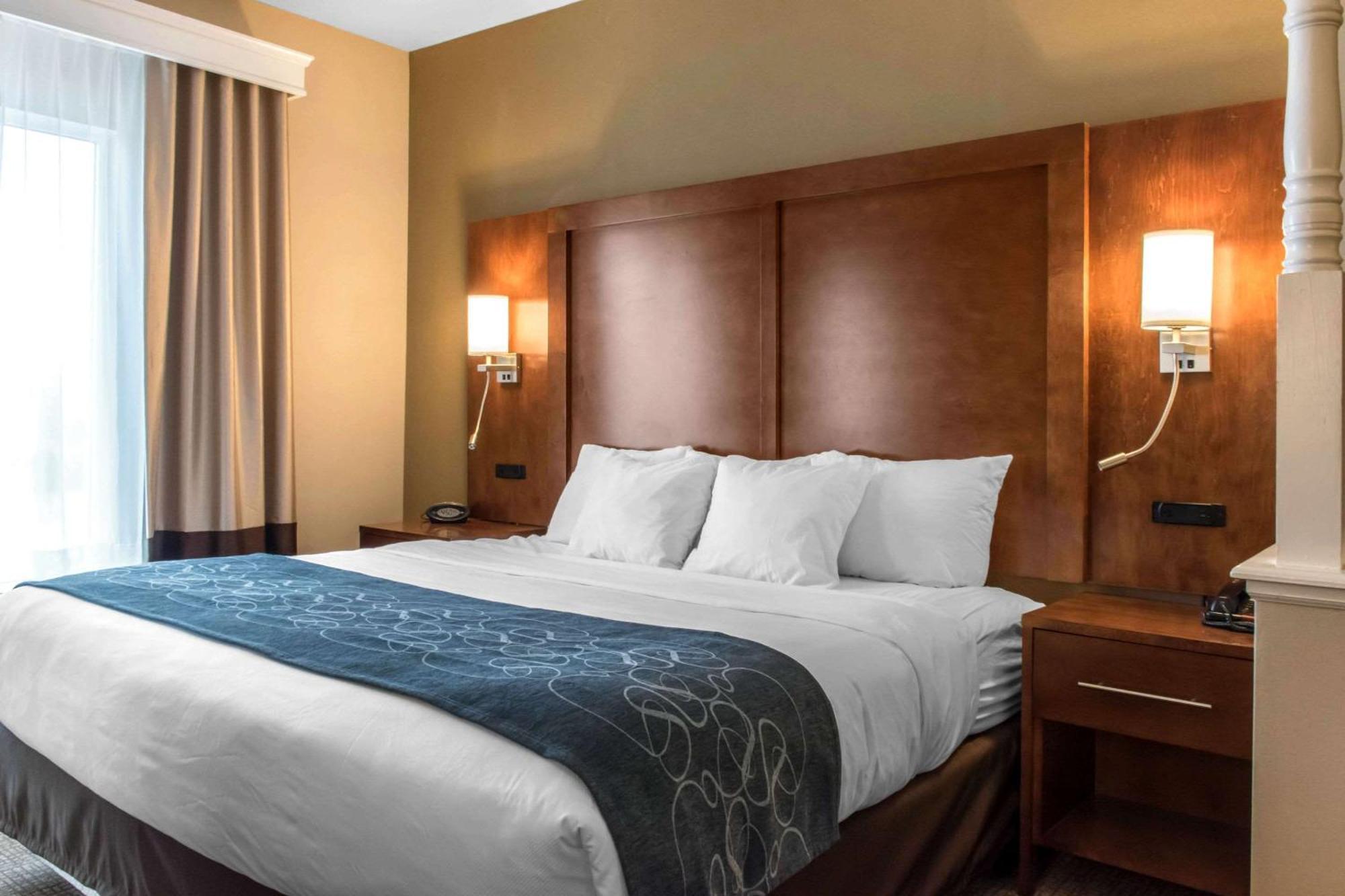 คอมฟอร์ต สวีท สแครนตัน เนียร์ มอนเทจ เมาน์เท็น Hotel ภายนอก รูปภาพ